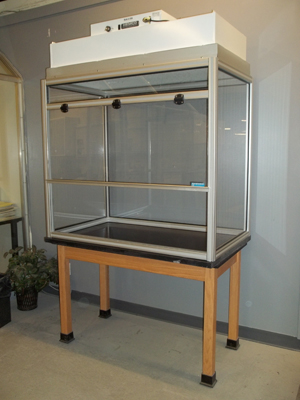 Laminar Flow Fume Hoods
